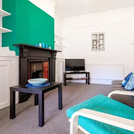 Apartment Lansdown Retreat